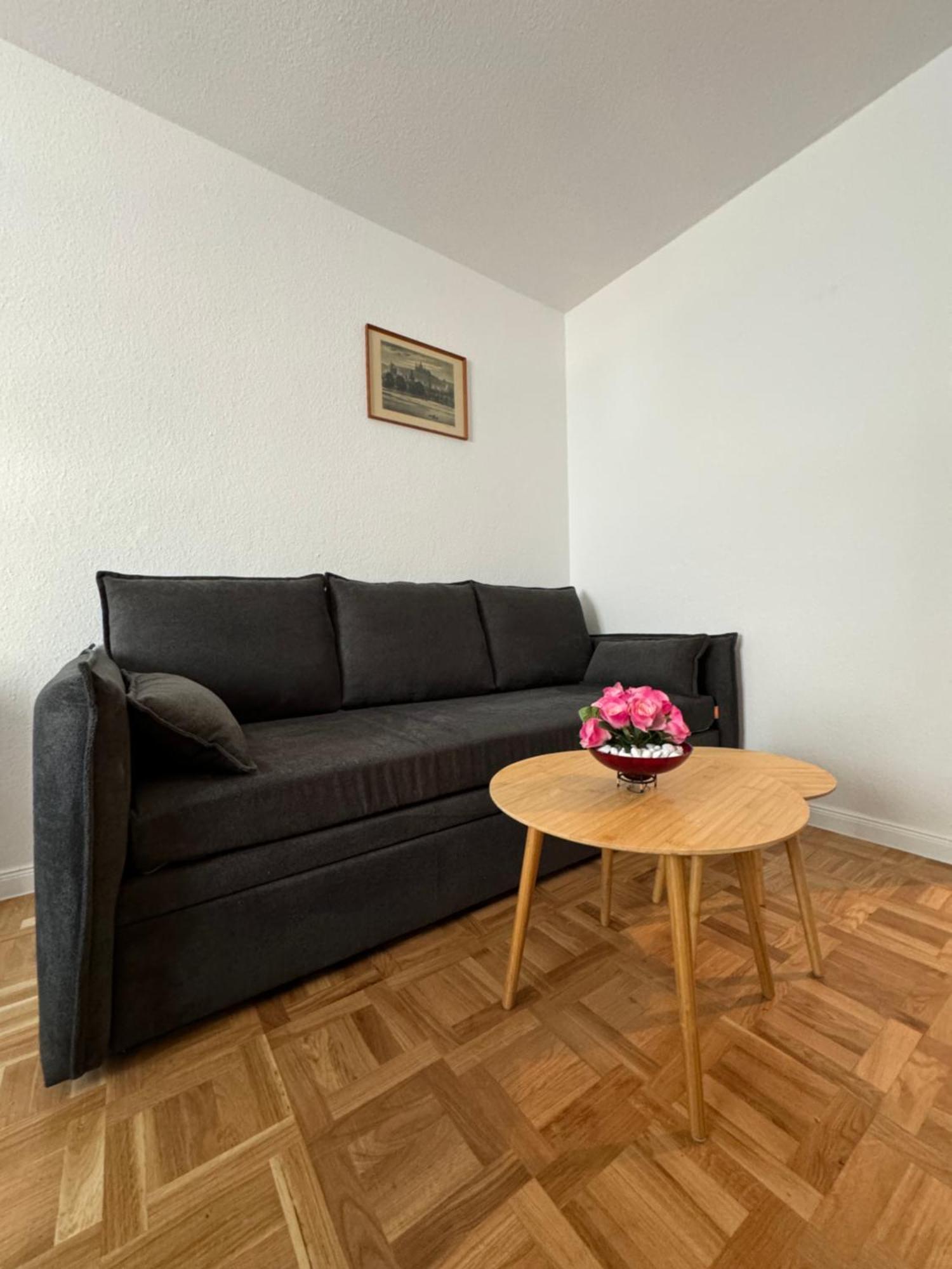 Sweet Home Inside Dresden Four ภายนอก รูปภาพ